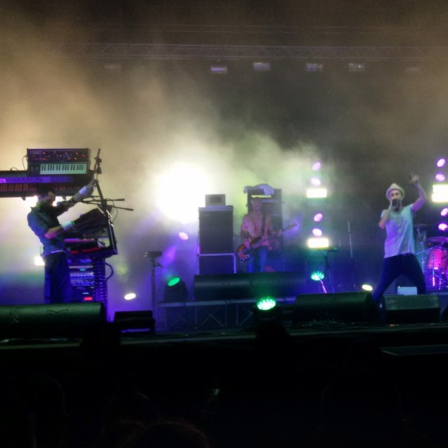 Subsonica durante il concerto al Festival di Majano
