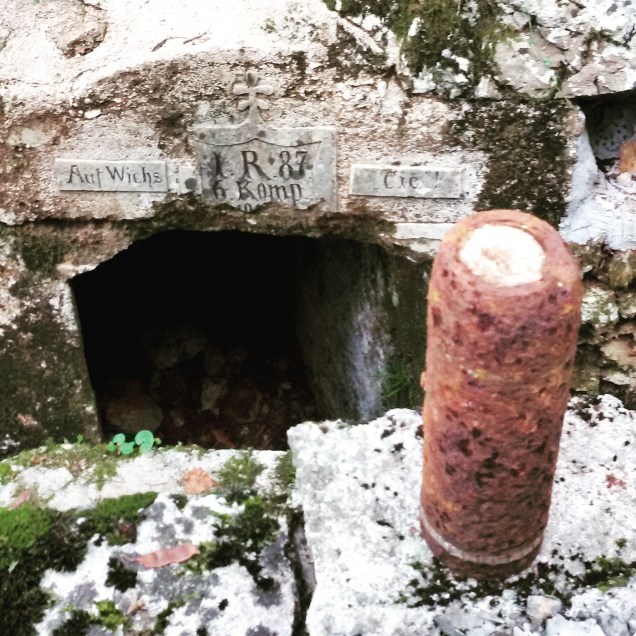 L'ingresso della Kaverna IR 87