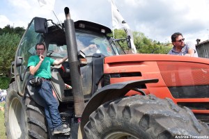 Militanti della Lega Nord sul trattore