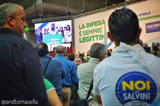 noi con salvini militante