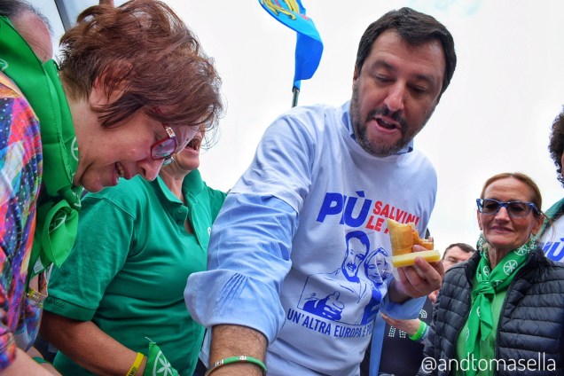 matteo salvini mangia