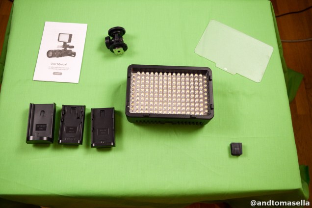 unboxing-mcoplus-pro-series-led-video-light-168-bi-color-led-3200k-7500k