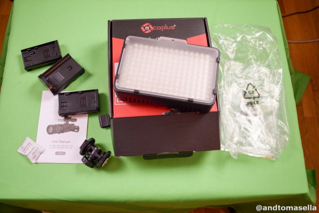 unboxing-mcoplus-pro-series-led-video-light-168-bi-color-led-3200k-7500k