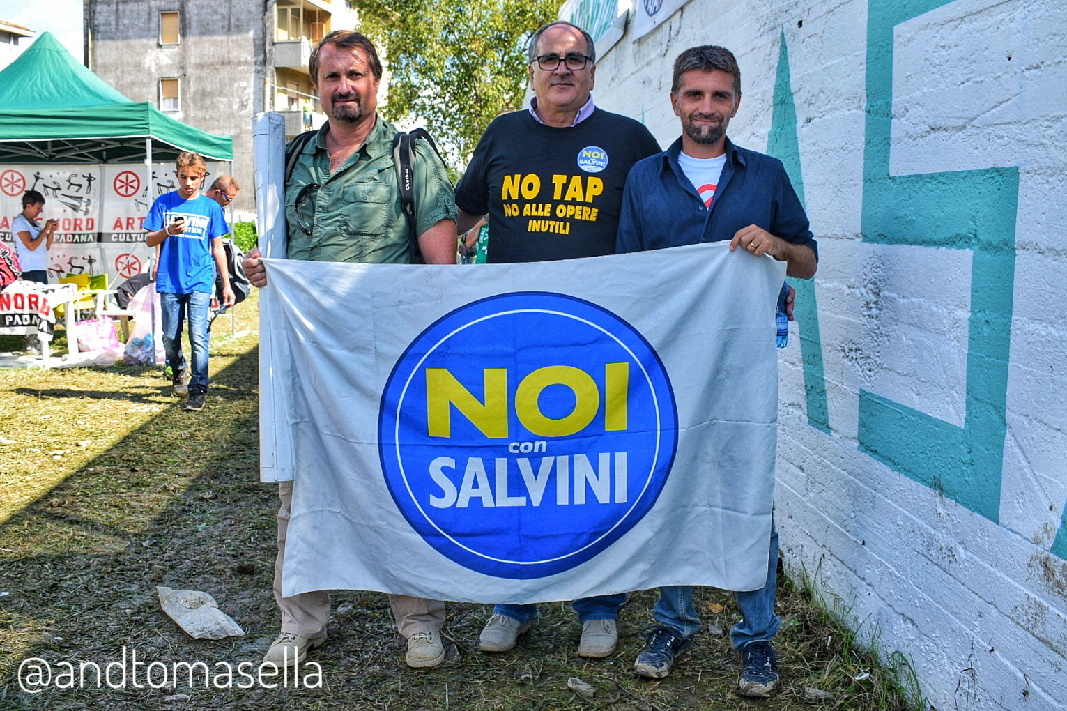 militanti noi con salvini lecce leonardo calò