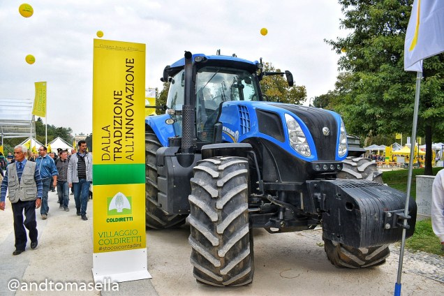 trattore villaggio coldiretti